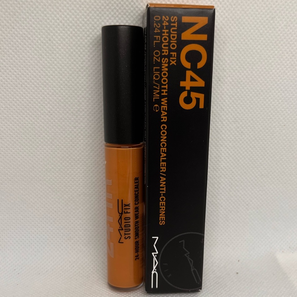 New NC45 MAC Studio fix 24-hour smooth wear concealer